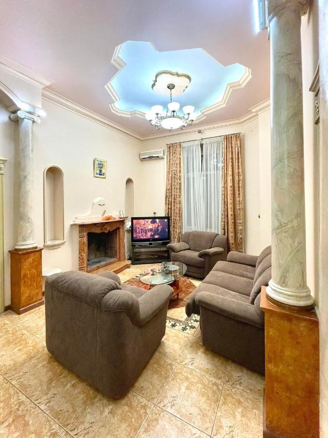 Great One Bed Right Near Opera House Διαμέρισμα Κίεβο Εξωτερικό φωτογραφία